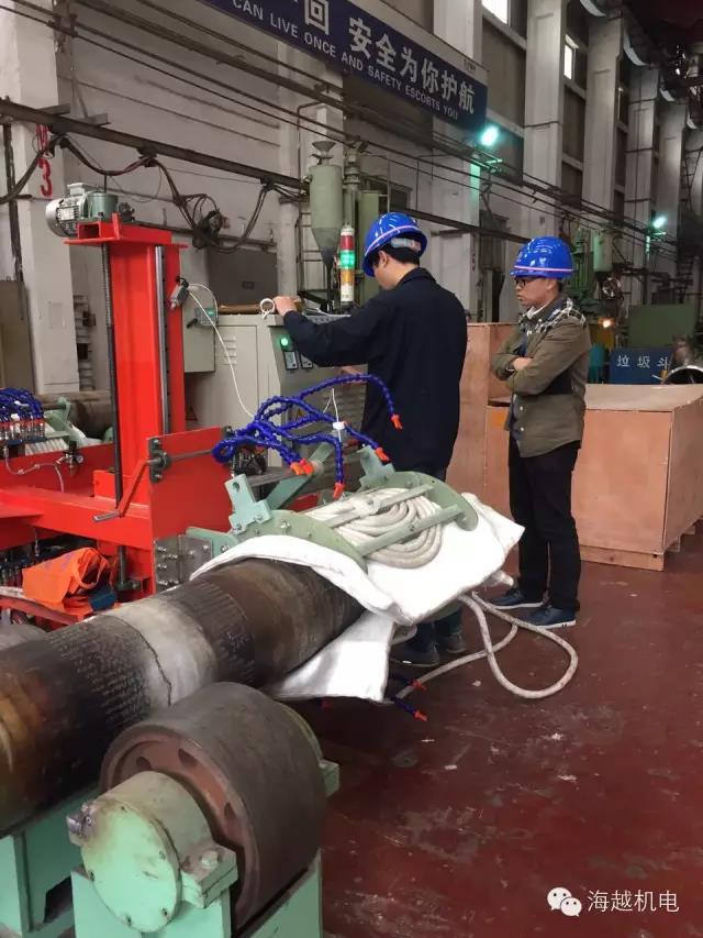 海越中頻高頻電磁感應(yīng)加熱設(shè)備在不同的行業(yè)、不同的工件、不同的工藝要求的應(yīng)用現(xiàn)場(chǎng)圖